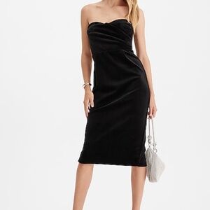 Express  Velvet Sweetheart Neckline Strapless Midi Sheath Dress